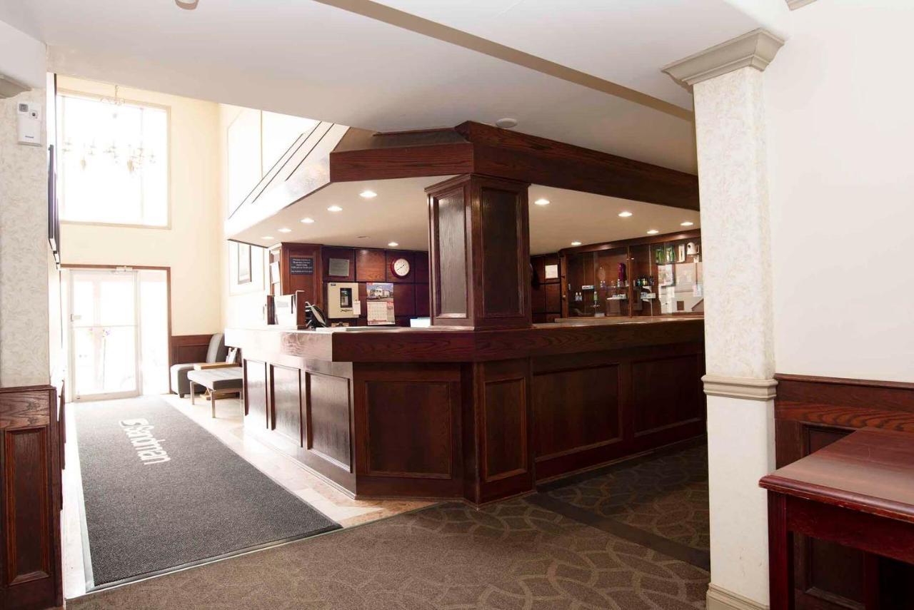 Sandman Inn スミザーズ エクステリア 写真